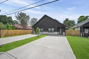 9208 Caddo Rd, Houston, TX 77078 - Photo 8