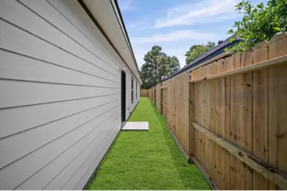 9208 Caddo Road, Houston, TX 77078 - Photo 30