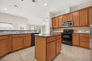 9307 Russeff Field Ln, Rosenberg, TX 77469 - Photo 2