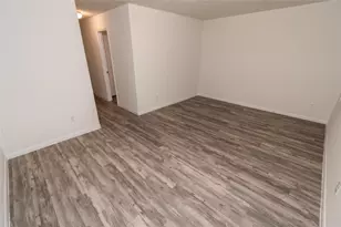 27 Laguna Bend, Manvel, TX 77578 - Photo 6