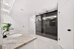 12302 S Moorcreek Dr, Houston, TX 77070 - Photo 14