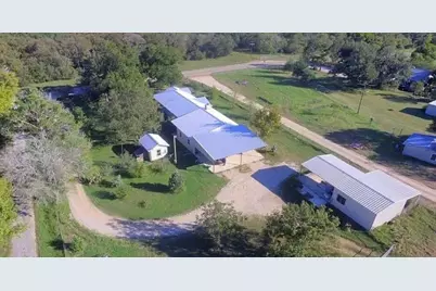 2702 Blue Creek Road, La Vernia, TX 78121 - Photo 2