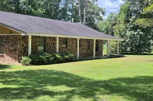 22647 Kelly Dr, Votaw, TX 77376 - Photo 1