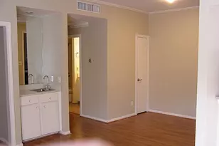 712D Bering Dr, Houston, TX 77057 - Photo 2