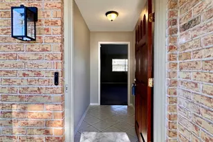 6018 Weeping Willow Rd, Houston, TX 77092 - Photo 6