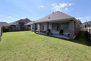 10025 Preserve Wy, Conroe, TX 77385 - Photo 10
