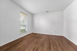 3232 Parkwood Dr, Houston, TX 77021 - Photo 4