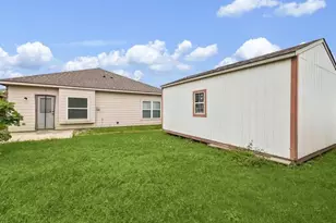 7534 Abbey Point Ln, Houston, TX 77049 - Photo 10