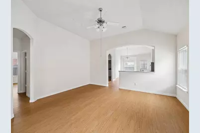 7534 Abbey Point Lane, Houston, TX 77049 - Photo 2