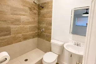 5526 Stonewall St, Houston, TX 77020 - Photo 8