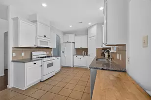 6111 Sierra Springs Ln, Katy, TX 77494 - Photo 10
