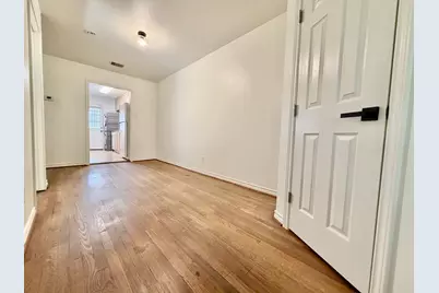 2126 Banks Street #3, Houston, TX 77098 - Photo 18
