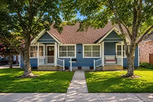 114 W Lobit St, Baytown, TX 77520 - Photo 2