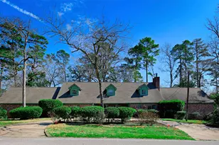 108 Rolling Hills Dr, Conroe, TX 77304 - Photo 2