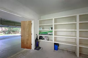 108 Rolling Hills Dr, Conroe, TX 77304 - Photo 38