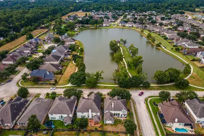 8306 Calico Canyon Drive, Tomball, TX 77375 - Photo 2