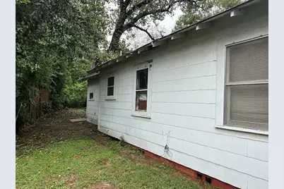 1111 Austin Street, Jacksonville, TX 75766 - Photo 10