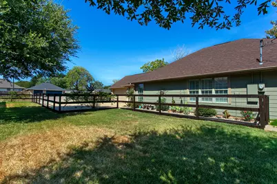 703 Meadow Brook Drive, Caldwell, TX 77836 - Photo 26