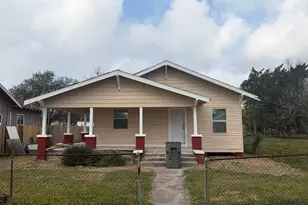 2015 11th St, Port Arthur, TX 77640 - Photo 1