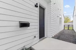 3249 Real St, Houston, TX 77087 - Photo 2