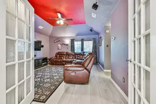 4302 Island Hills Dr, Houston, TX 77059 - Photo 36