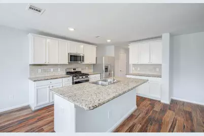 9910 Bezeled Circle Lane, Rosharon, TX 77583 - Photo 14