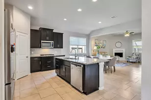 28718 E Yulee Mill Dr, Katy, TX 77494 - Photo 2