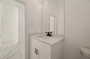 9332 Waller St, Houston, TX 77012 - Photo 34