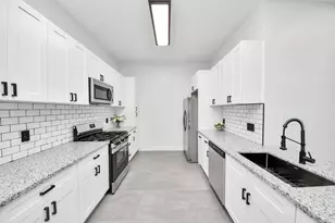 15411 Town Green Dr, Houston, TX 77083 - Photo 4