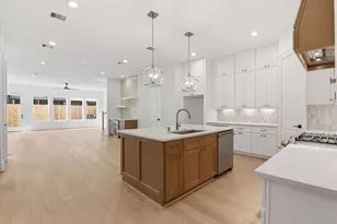 1434 Alexander St, Houston, TX 77008 - Photo 8