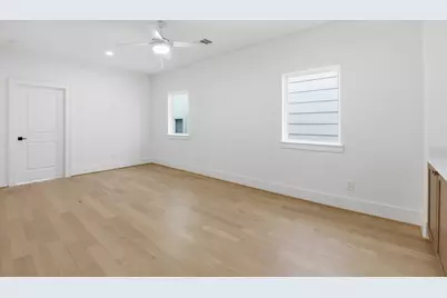 1434 Alexander Street, Houston, TX 77008 - Photo 14