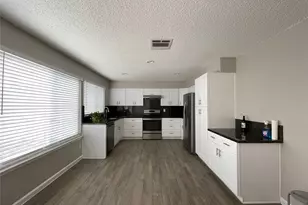 12783 Leader St, Houston, TX 77072 - Photo 4
