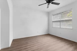 118 Burberry Park, The Woodlands, TX 77382 - Photo 6
