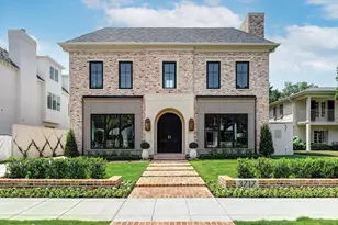 3717 Chevy Chase Dr, Houston, TX 77019 - Photo 2