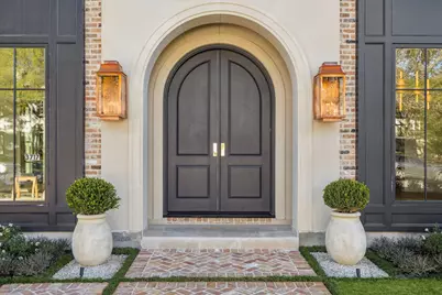 3717 Chevy Chase Drive, Houston, TX 77019 - Photo 2