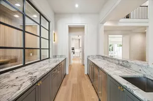 3717 Chevy Chase Dr, Houston, TX 77019 - Photo 12
