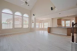 7622 Crescent Lake Ct, Rosenberg, TX 77469 - Photo 4