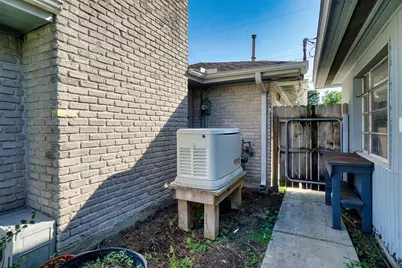 18503 Kings Lynn Street, Houston, TX 77058 - Photo 20