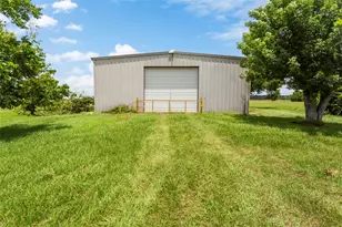 8802 Hwy 35, Liverpool, TX 77577 - Photo 2
