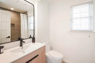 9342 Briar Forest Dr, Houston, TX 77063 - Photo 40