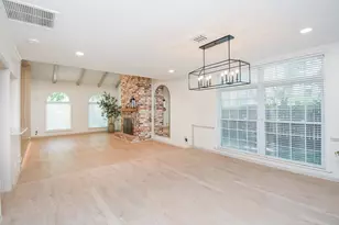 9342 Briar Forest Dr, Houston, TX 77063 - Photo 14