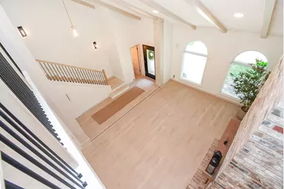 9342 Briar Forest Drive, Houston, TX 77063 - Photo 32