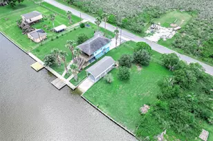 171 County Rd 299, Sargent, TX 77414 - Photo 44