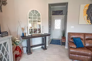 513 Yorktown Ave, Clute, TX 77531 - Photo 6