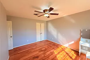 5835 Plantation Dr, Baytown, TX 77523 - Photo 12