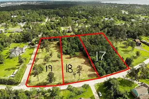 1817 S Country Club Dr, Shoreacres, TX 77571 - Photo 1