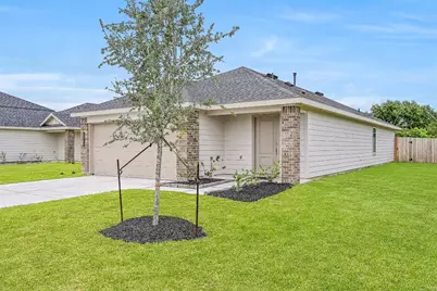 1015 Bluegill Drive, Alvin, TX 77511 - Photo 2