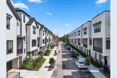 2213 Dennis Street, Houston, TX 77004 - Photo 2