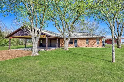 1055 Cr 214, Weimar, TX 78962 - Photo 2