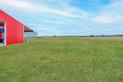 1055 Cr 214, Weimar, TX 78962 - Photo 30
